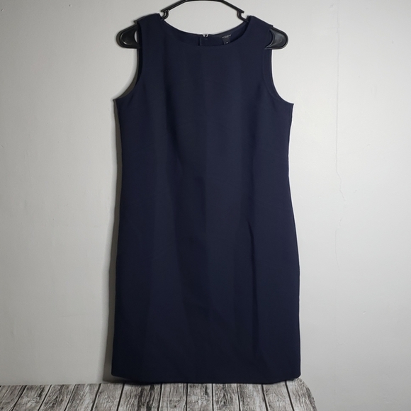 Ann Taylor Dresses & Skirts - Ann Taylor Sleeveless Dress